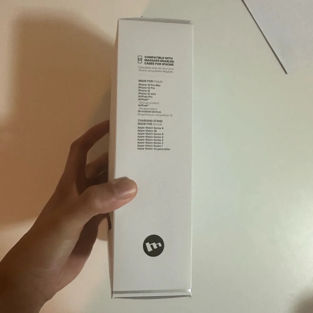 New in box Mophie Travel Pack Charging Station